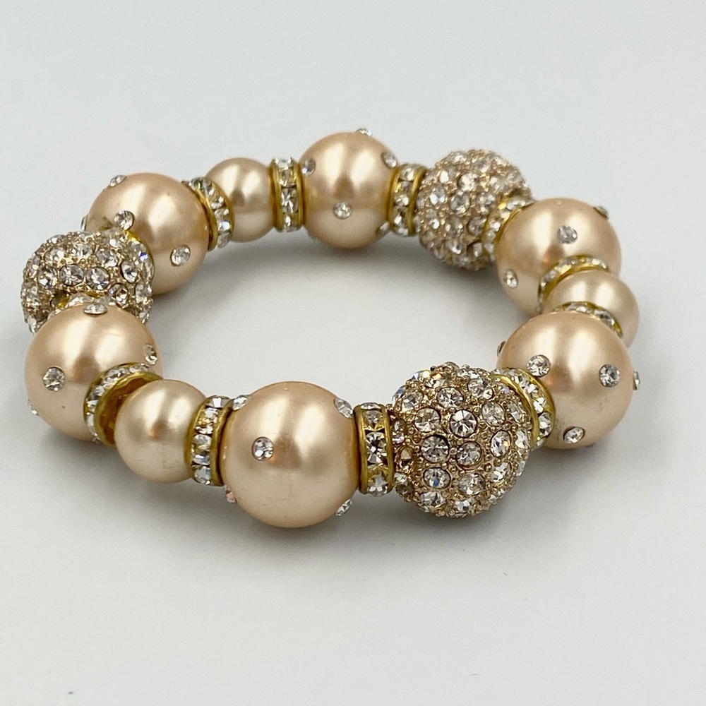 Macy’s Sparkly Beaded Bracelet (Stretchy)
